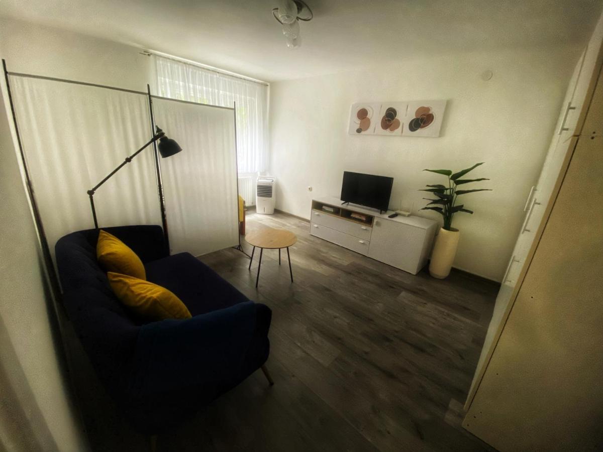 Astoria Lägenhet Varaždin Exteriör bild