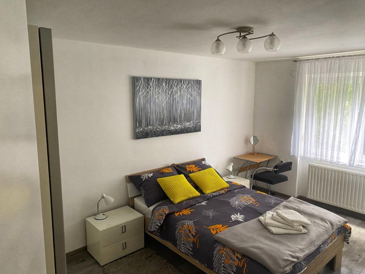 Astoria Lägenhet Varaždin Exteriör bild