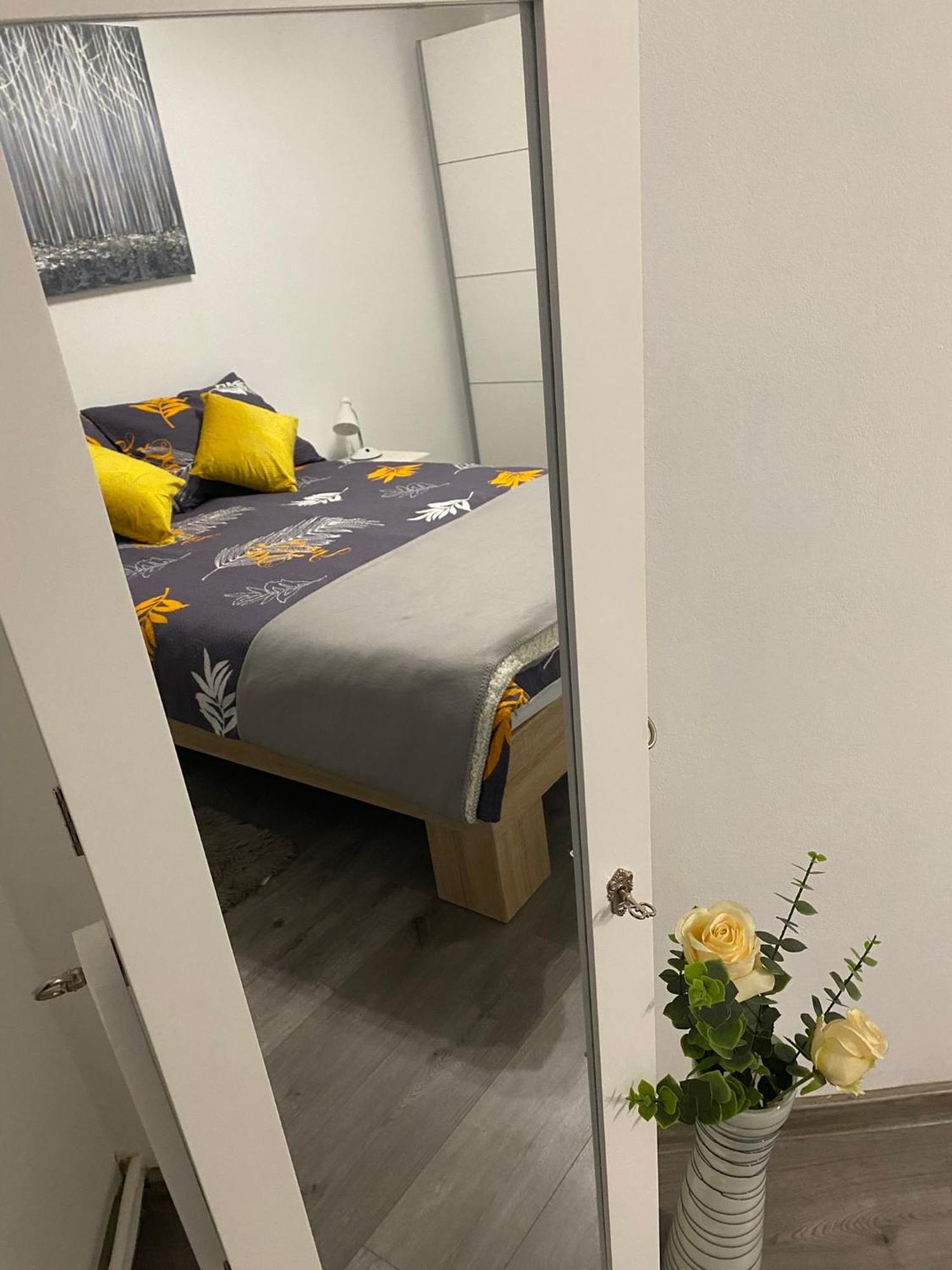 Astoria Lägenhet Varaždin Exteriör bild
